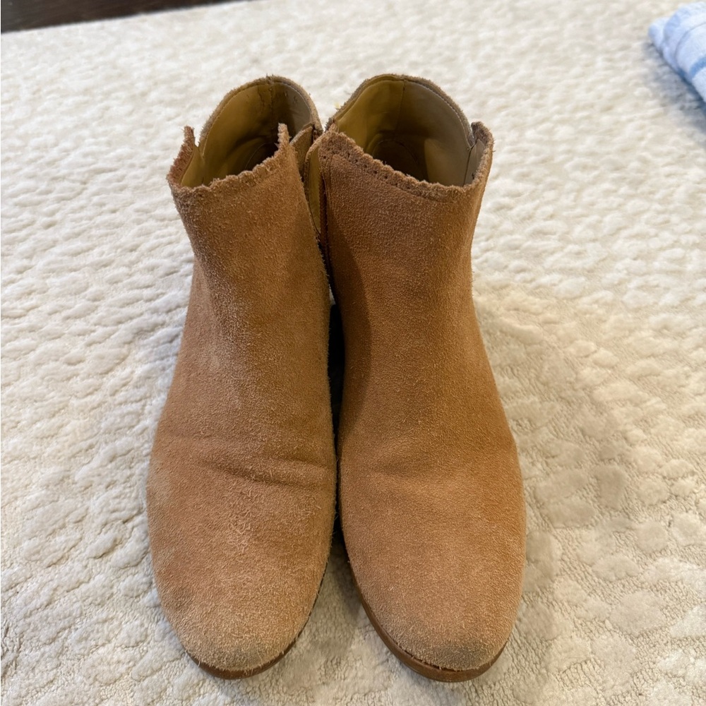 Women's Tan Suede Ankle Boots